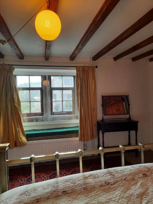 18Th-Century Three-Bedroom Mill Worker'S Cottage 클롬포드 외부 사진